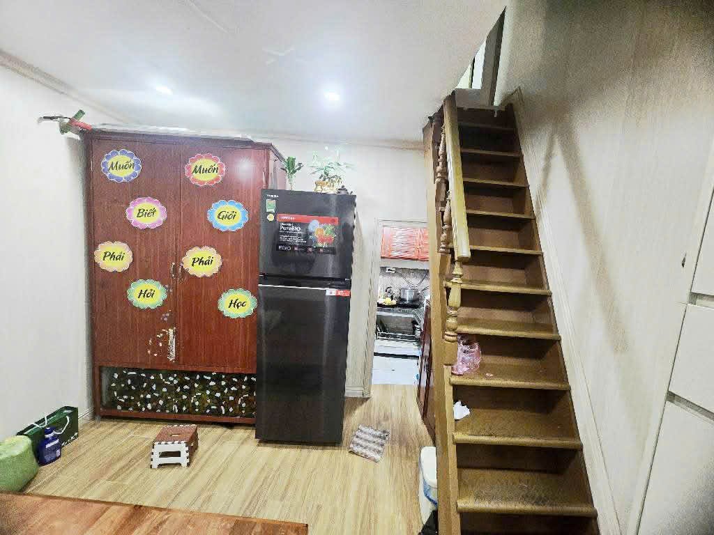 BÁN GẤP NHÀ BA ĐÌNH GIÁP RANH TÂY HỒ, HOÀN KIẾM 25M x 2 TẦNG 4,45 TỶ