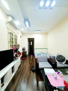 BÁN GẤP NHÀ MẶT PHỐ KIM MÃ PHỐ VIP BA ĐÌNH KD VỈA HÈ LÔ GÓC 33M X 5 TẦNG 17,5 TỶ