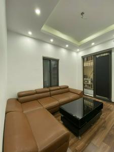 BÁN GẤP NHÀ ĐẸP ÂU CƠ TT TÂY HỒ FULL NỘI THẤT 43M X 4 TẦNG MT 4M 11 TỶ