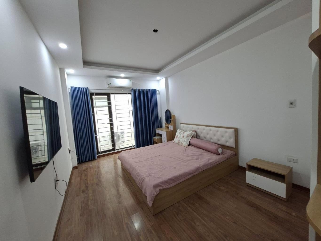 BÁN NHÀ ĐẸP ĐÀM QUANG TRUNG – 30M² x 5 TẦNG – CHỈ 6,5 TỶ – FULL NỘI THẤT, SỔ ĐỎ CHÍNH CHỦ