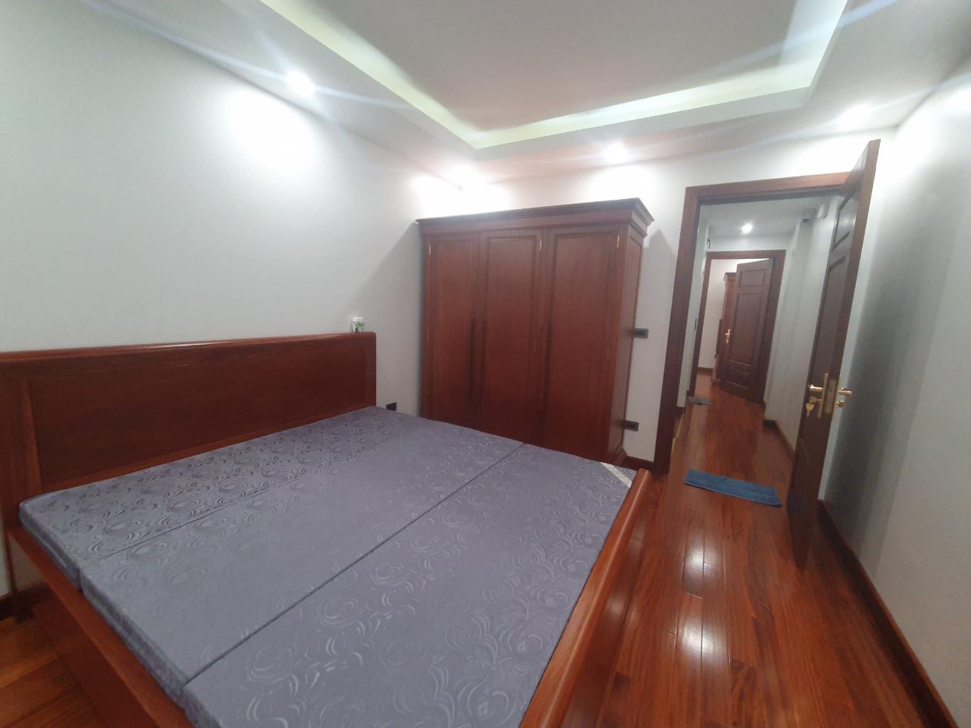 SIÊU PHẨM NHÀ PHÂN LÔ – MẶT NGÕ Ô TÔ TRÁNH – KINH DOANH ĐỈNH – TẶNG FULL NỘI THẤT GỖ