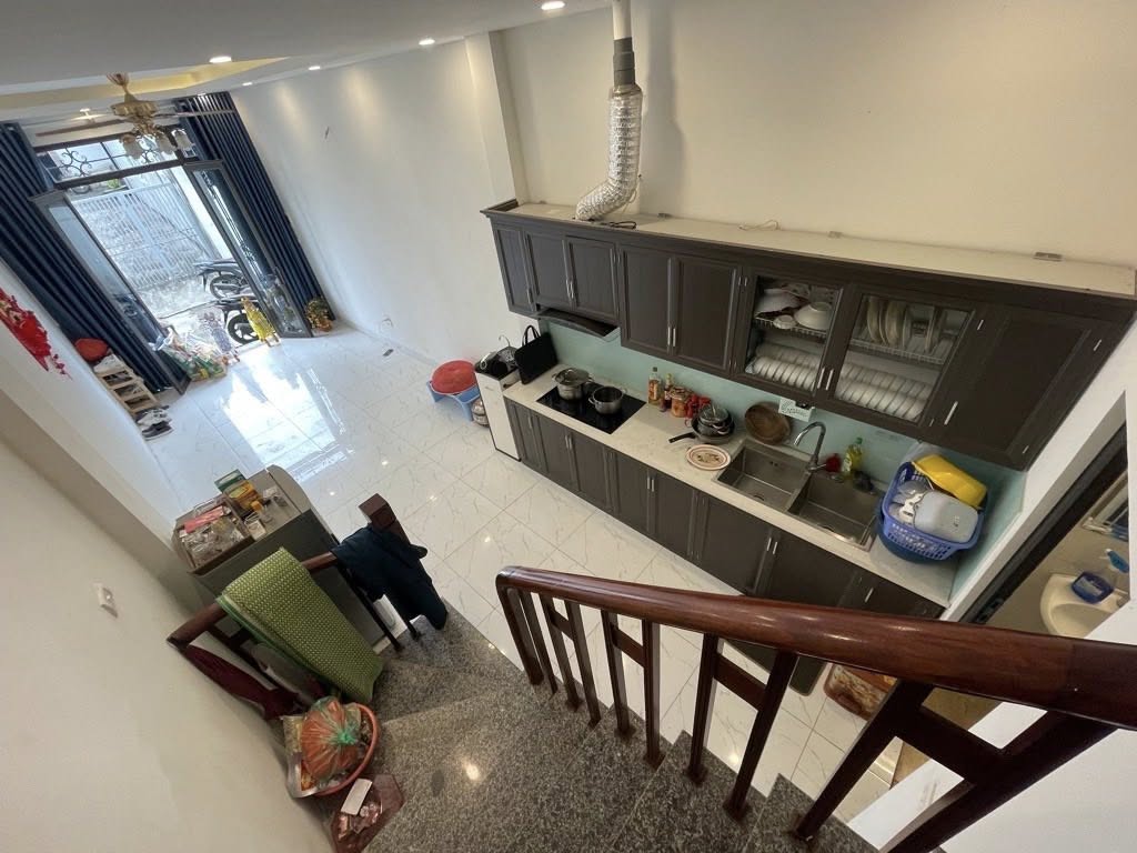 HÀNG HIẾM - Cự Khối - Long Biên - NGÕ Ô TÔ - CHỦ TẶNG NỘI THẤT