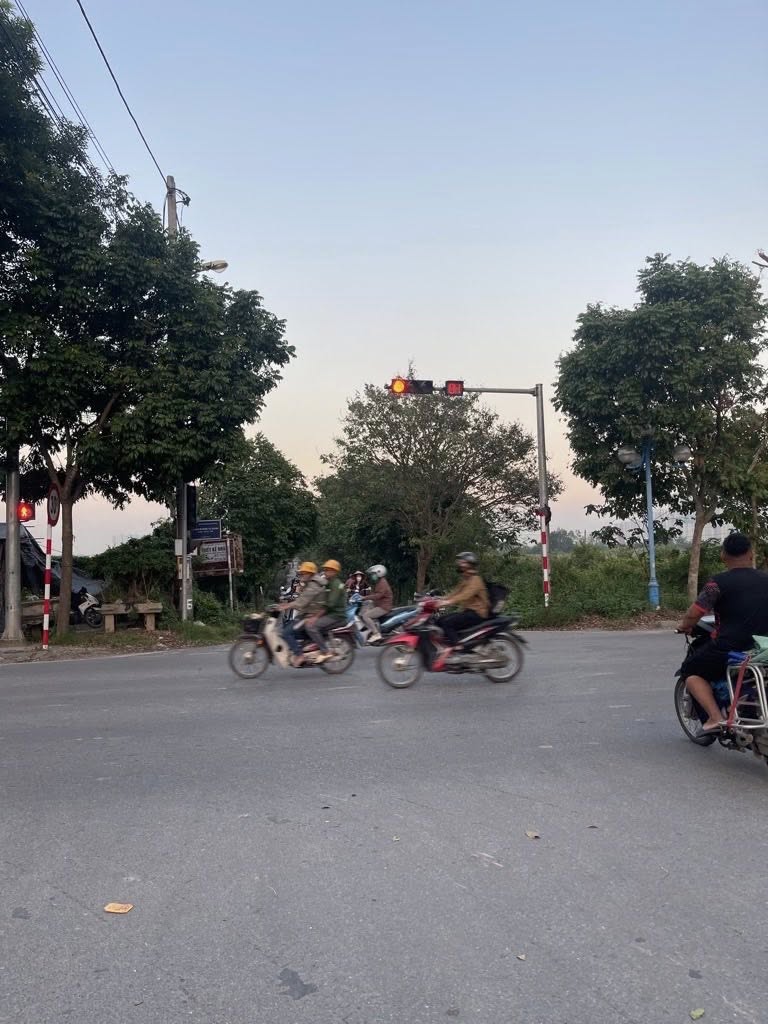 Ô TÔ - NGÕ NÔNG - SỔ VUÔNG ĐẸP - Ở SƯỚNG
