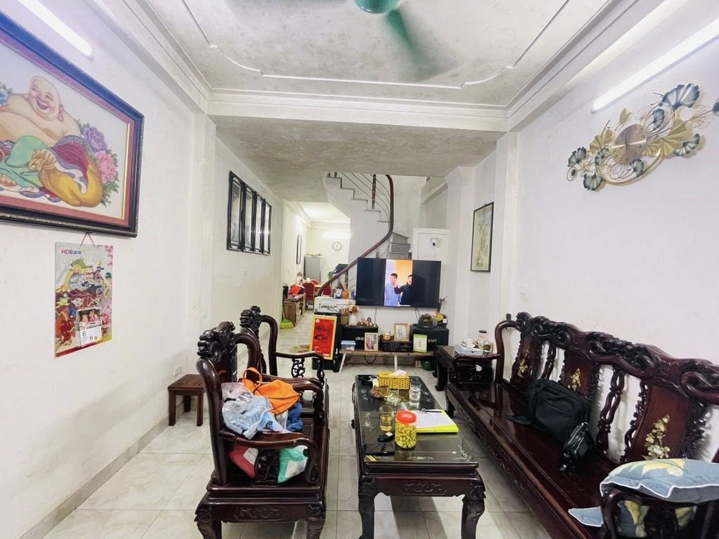 Bán nhà THẠCH BÀN - LONG BIÊN 52m 4tầng 2Thoáng ĐẦY ĐỦ NỘI THẤT