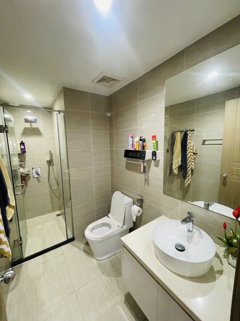 CHUNG CƯ CAO CẤP ONE 18 NGỌC LÂM 113m2 - 3pn2vs - LÔ GÓC - NỘI THẤT XỊN