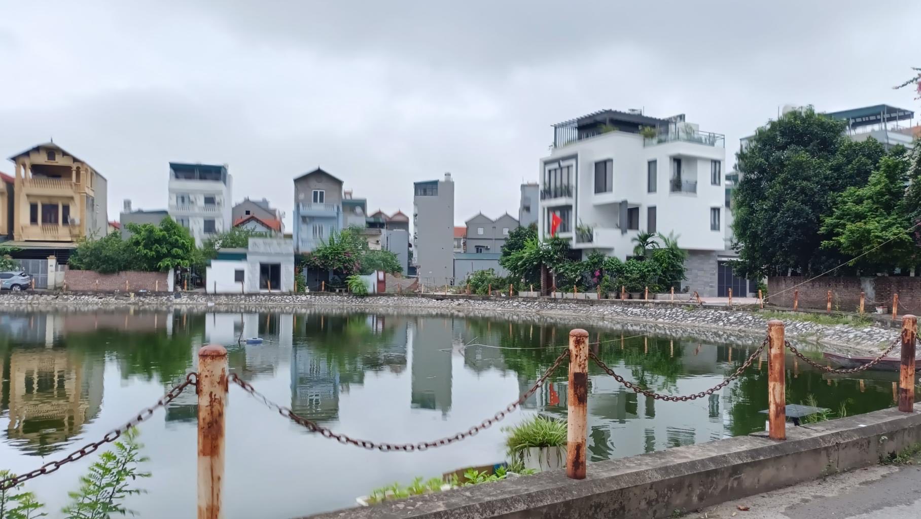 NHÀ ĐẸP CỰ KHỐI 5TẦNG - VIEW HỒ ĐẦM TRANH - Ô TÔ ĐỖ CỔNG - GẦN TRƯỜNG, CHỢ - THOÁNG MÁT
