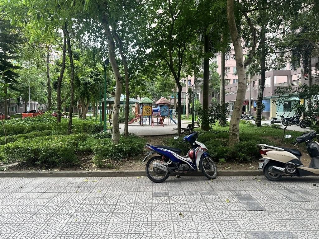 Bán chung cư kdt Đặng Xá 2pn2vs Nội Thất Đẹp - Ở Sướng