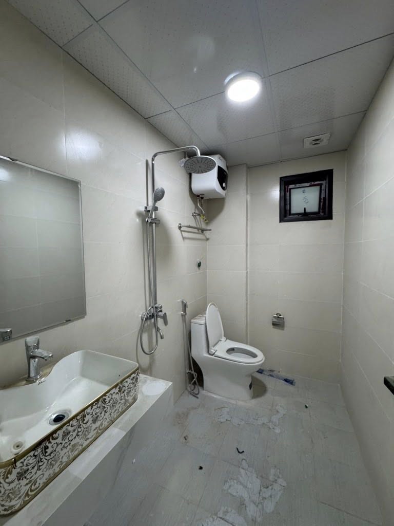 Nhà Mới Đông Dư 38m 5tầng - Oto đỗ cổng - Nhỉnh 4tỷ