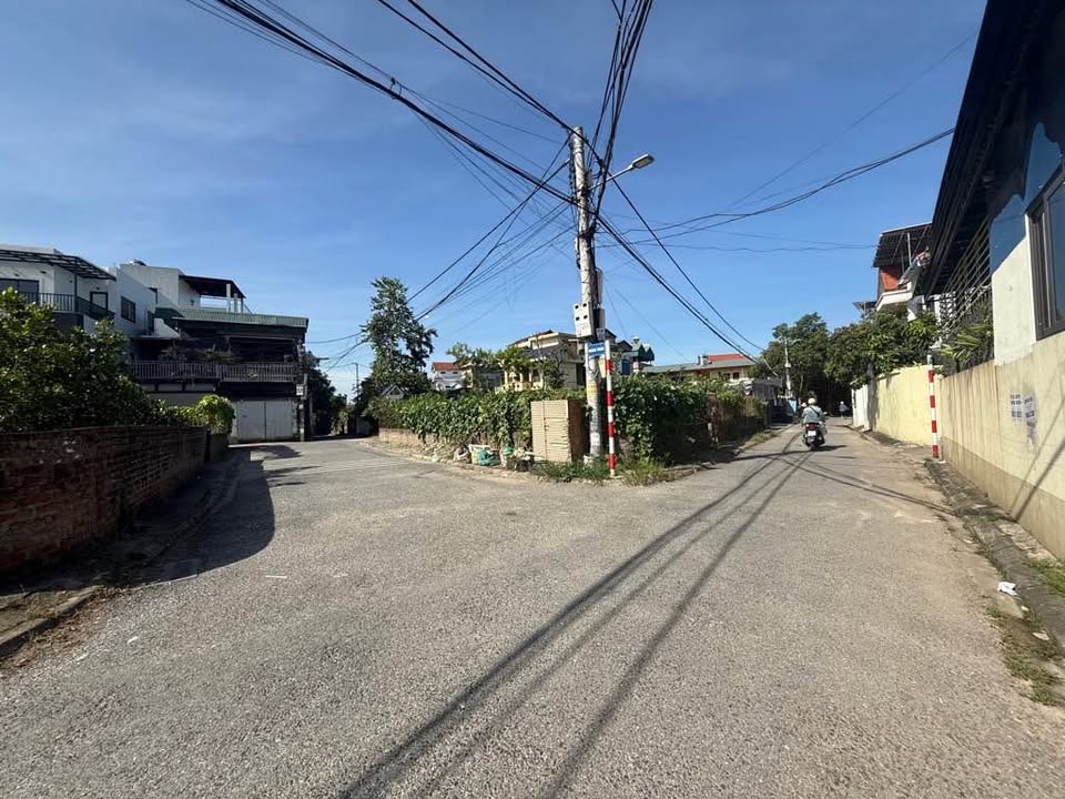 Đất đẹp Đông Dư 50m MT=hậu 5m - oto vào nhà - Giá 5tỷ