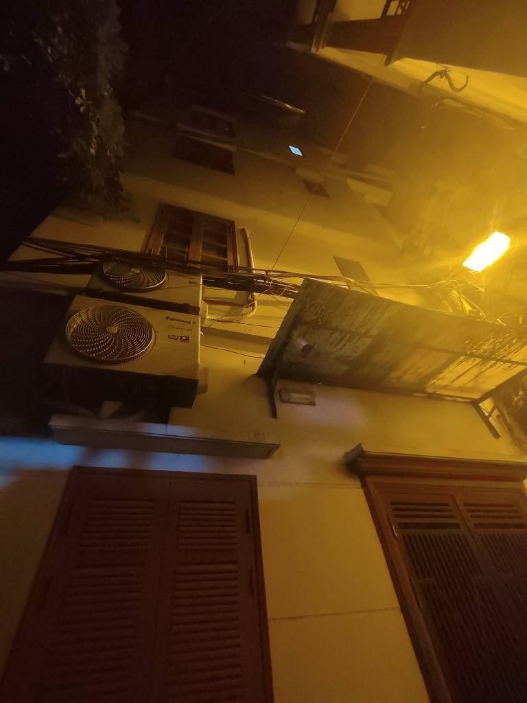 Nhà Đẹp BỒ ĐỀ 5Tầng LÔ GÓC - GẦN HỒ - 2 THOÁNG - Giá 7,7tỷ