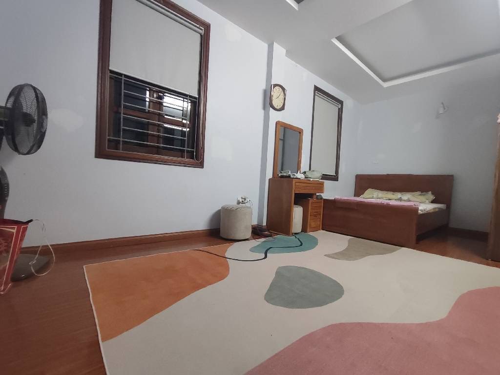 Nhà Đẹp BỒ ĐỀ 5Tầng LÔ GÓC - GẦN HỒ - 2 THOÁNG - Giá 7,7tỷ