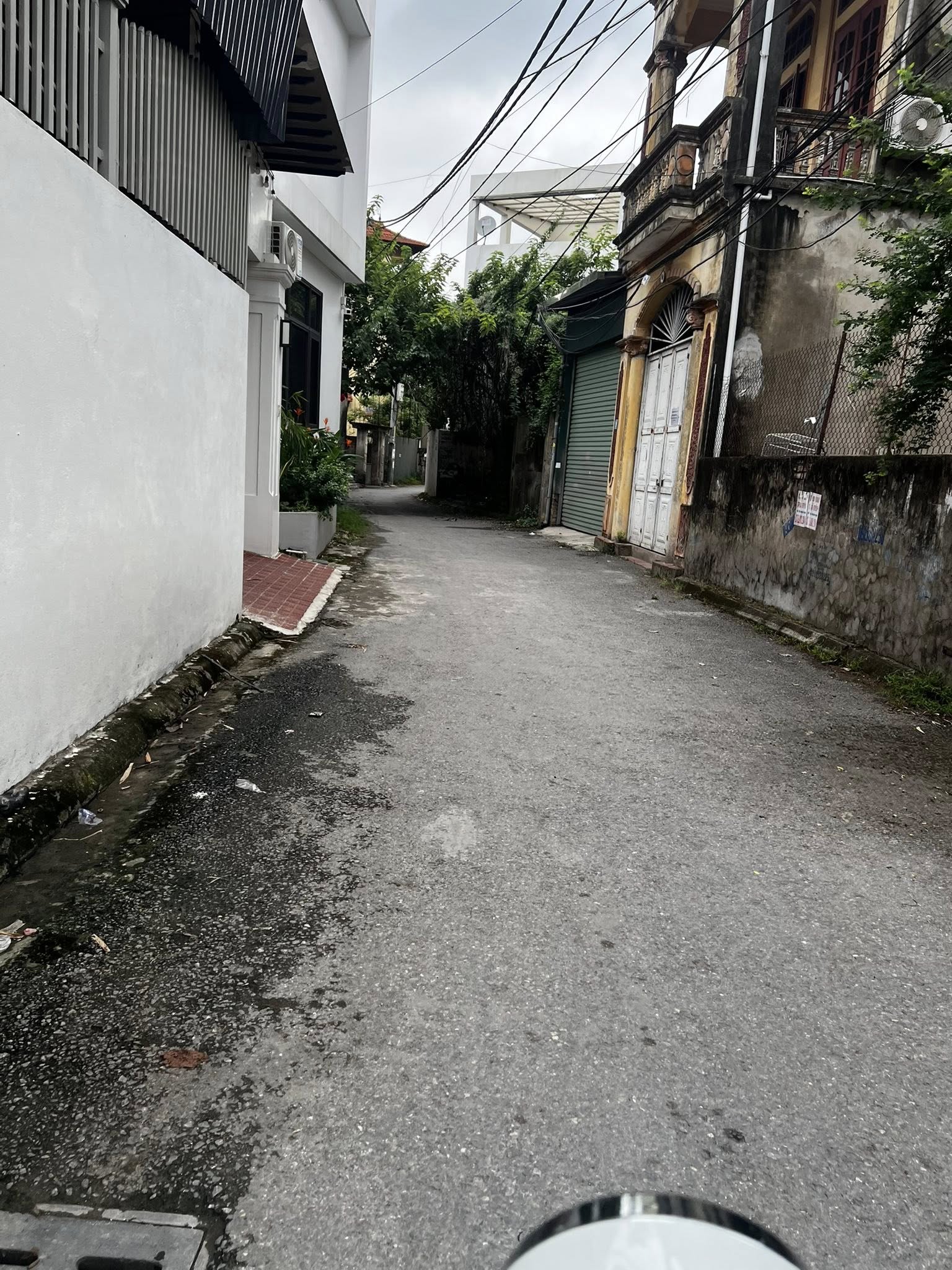 HIẾM ĐÔNG DƯ 36m  LÔ GÓC - NGÕ THÔNG -  Ô TÔ- KINH DOANH.