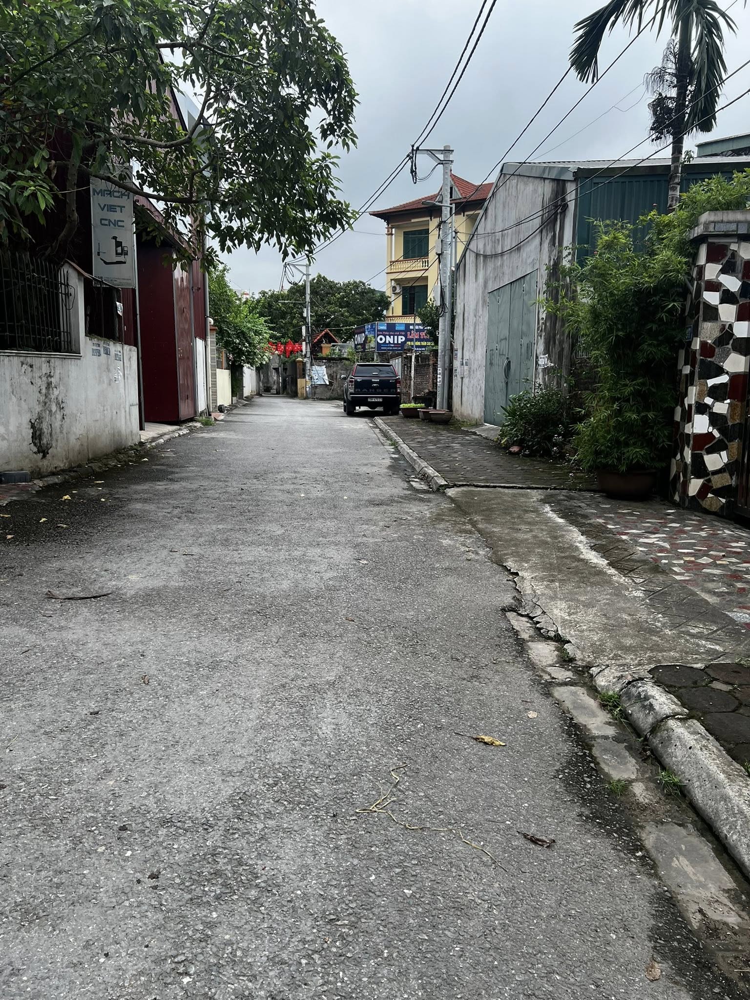 HIẾM ĐÔNG DƯ 36m  LÔ GÓC - NGÕ THÔNG -  Ô TÔ- KINH DOANH.