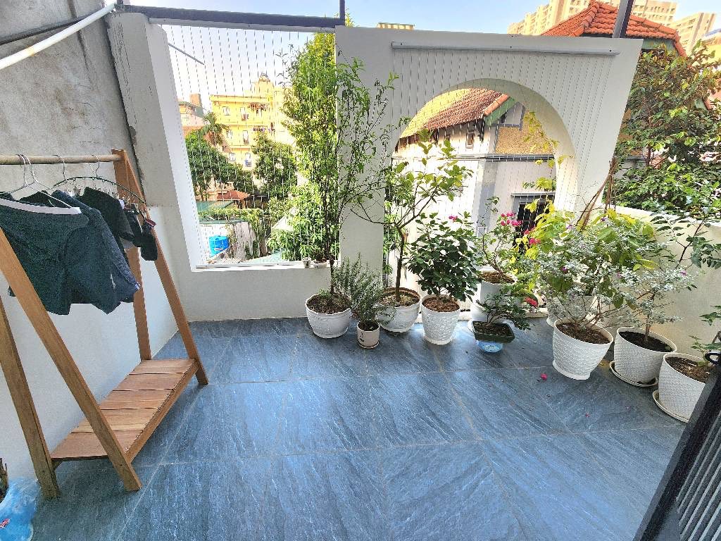 BÁN NHÀ TRÂU QUỲ 33m 3TẦNG - THIẾT KẾ HIỆN ĐẠI - ĐẦY ĐỦ NỘI THẤT