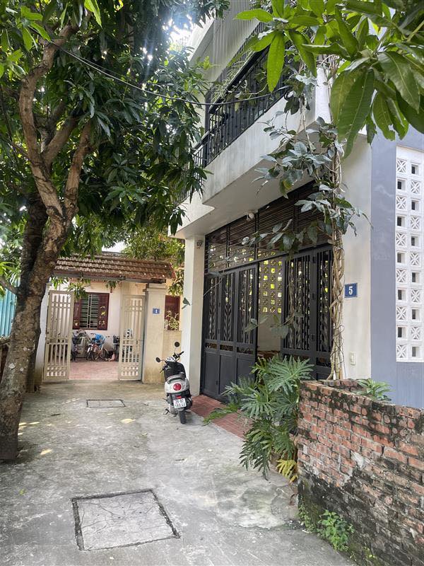 ĐÔNG DƯ NHÀ ĐẸP 5TẦNG 72m - LÔ GÓC 3 THOÁNG - VIEW HỒ - Ô TÔ VÀO NHÀ