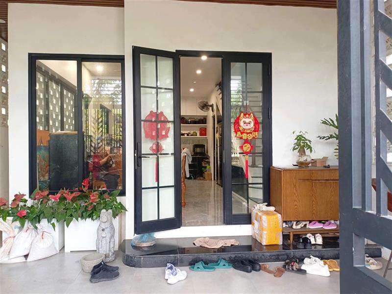 ĐÔNG DƯ NHÀ ĐẸP 5TẦNG 72m - LÔ GÓC 3 THOÁNG - VIEW HỒ - Ô TÔ VÀO NHÀ