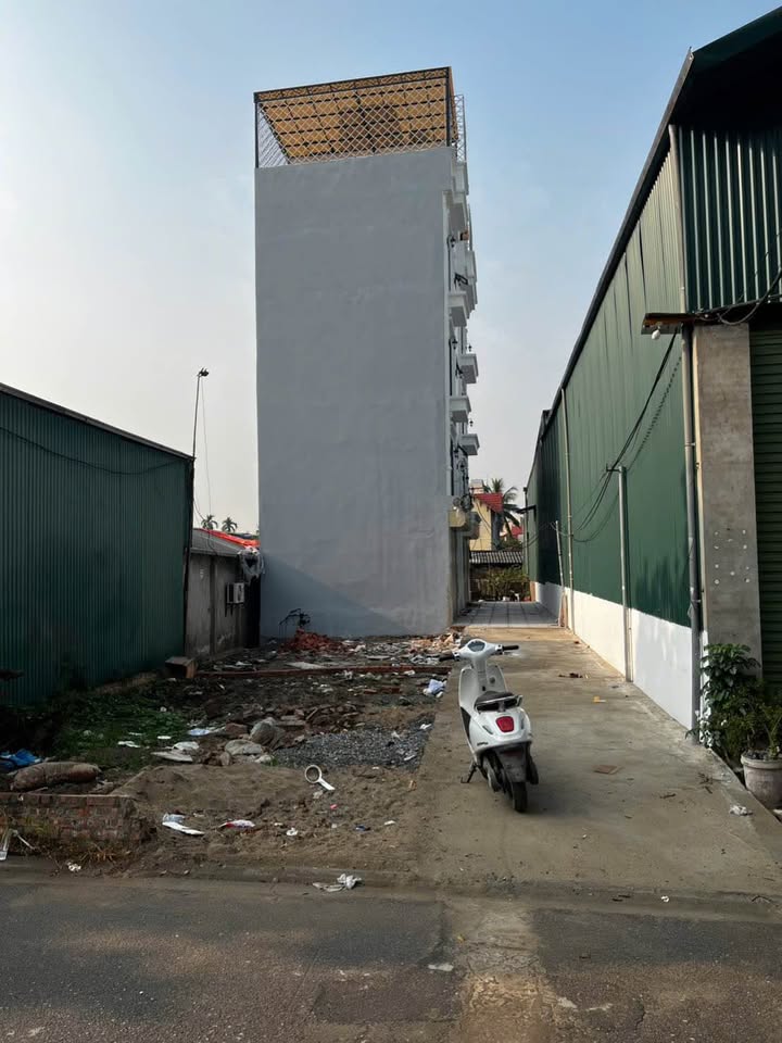 ĐẤT ĐẸP ĐÔNG DƯ 40M - Ô TÔ ĐỖ CỬA - 10M RA Ô TÔ TRÁNH - KHU DÂN CƯ ĐÔNG ĐÚC - TIỆN ÍCH