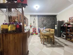 BÁT KHỐI - Ô TÔ TRÁNH - NHÀ DÂN XÂY - FULL NỘI THẤT
