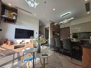 Chung Cư R1.03 Vinhomes Ocean Park 1  50m 2PN1VS - Nội Thất VIP - Giá 4Tỷ