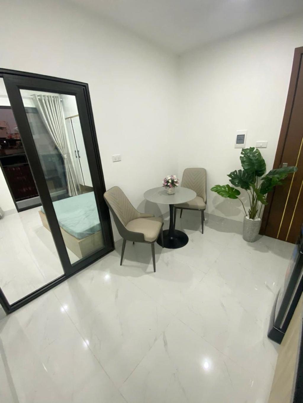 Tòa CHDV mặt ngõ KD Mỹ Đình ô tô 102m x8T 26 phòng MT 6,5m giá 29,6 tỷ