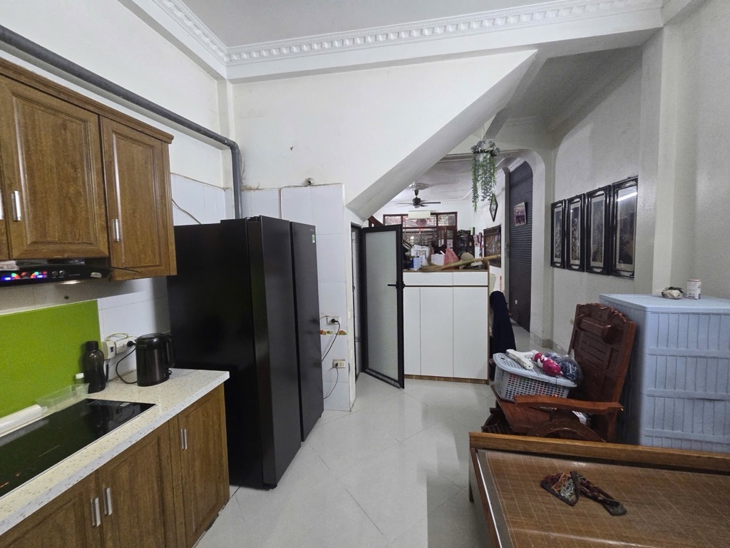 Nhà Mễ Trì phân lô gần ô tô 73m 4 tầng MT 4,1m giá bán 14,2 tỷ
