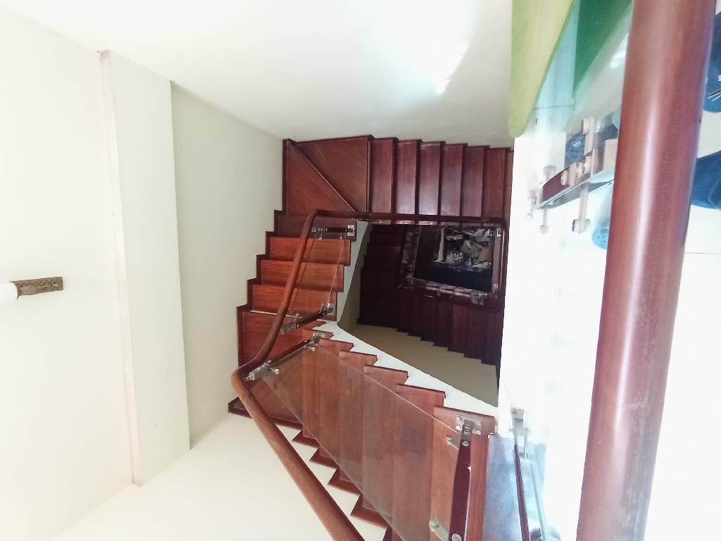 Nhà đẹp Mỹ Đình phân lô - lô góc gần phố DT 51m 5 tầng mặt tiền 3.8m giá 12,5 tỷ