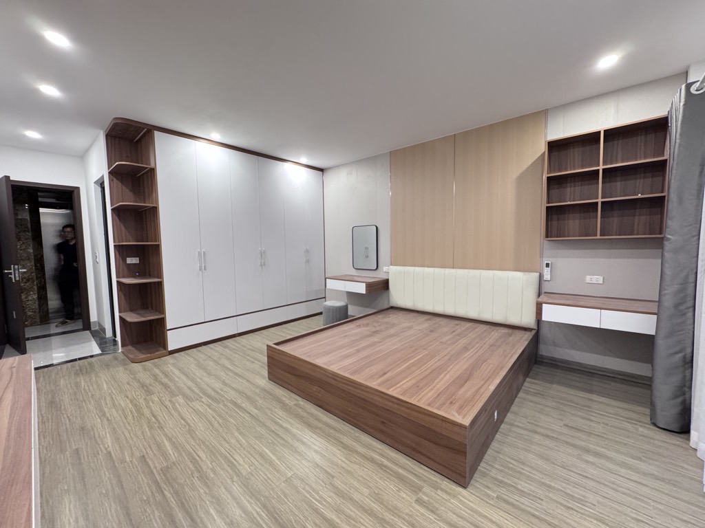 Bán nhà Đàm Quang Trung 48 m2 6 tầng . Chào 11,8 tỉ