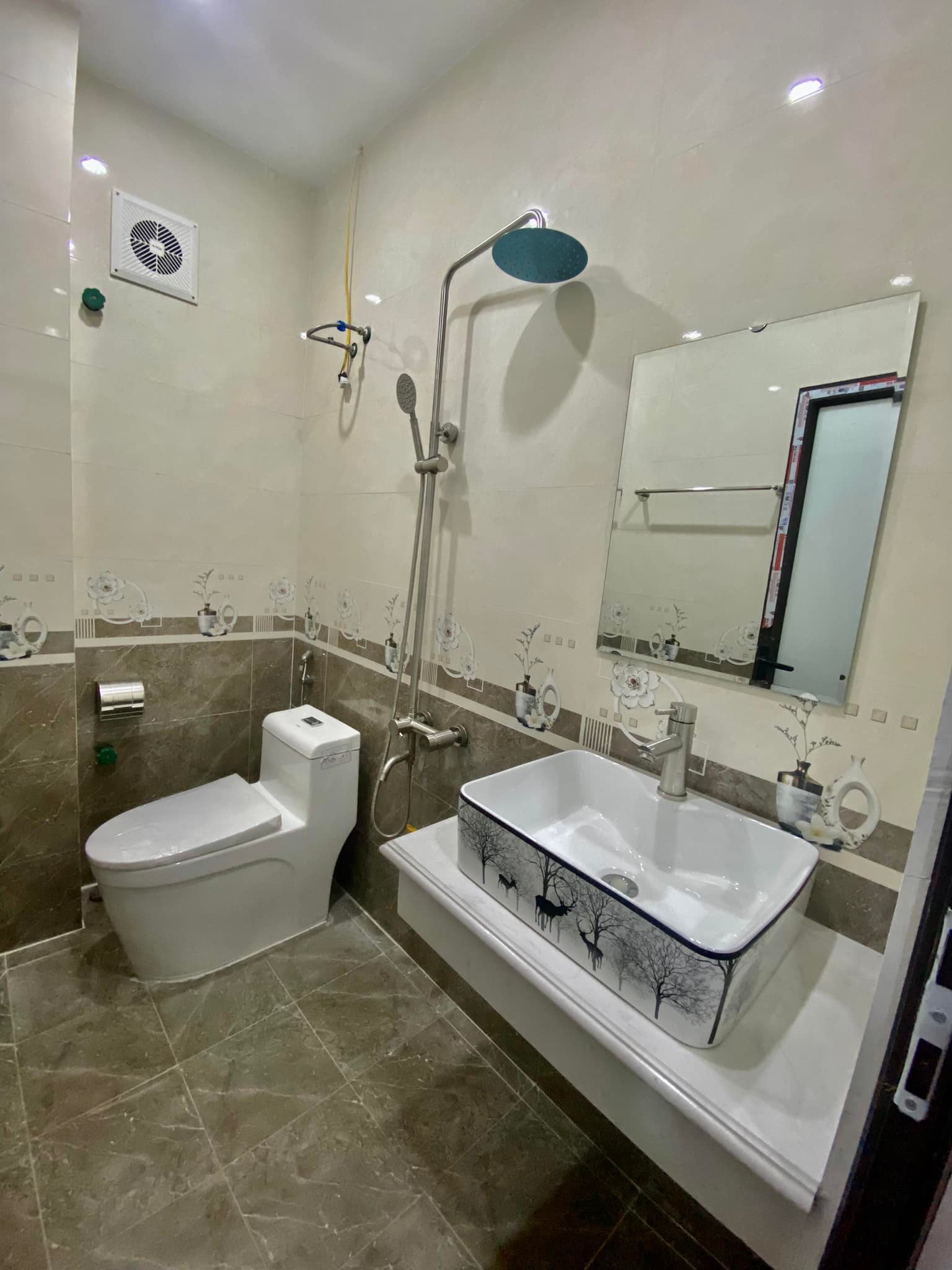 BÁN NHÀ 4 TẦNG XÂY MỚI ĐAN PHƯỢNG – DIỆN TÍCH 48M² – GẦN ĐƯỜNG TÂY THĂNG LONG – GIÁ NHỈNH 5 TỶ