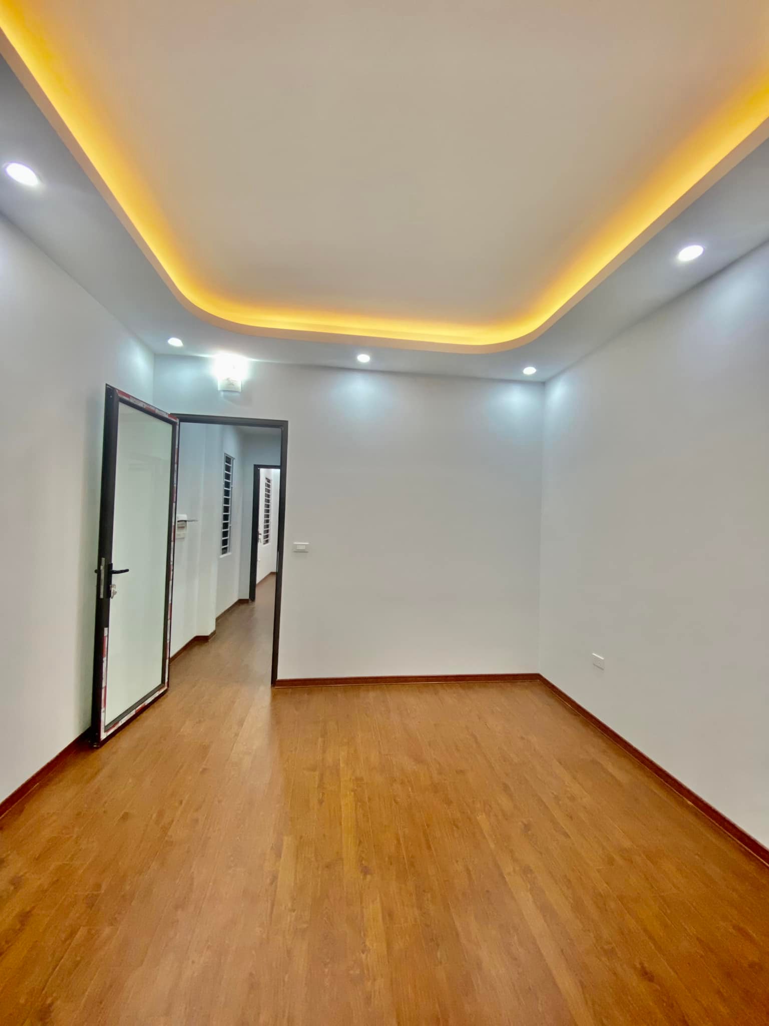BÁN NHÀ 4 TẦNG XÂY MỚI ĐAN PHƯỢNG – DIỆN TÍCH 48M² – GẦN ĐƯỜNG TÂY THĂNG LONG – GIÁ NHỈNH 5 TỶ