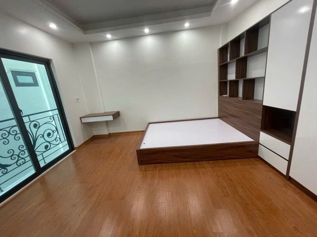 Bán nhà dân xây Liên Mạc Bắc Từ Liêm 50m² – ô tô tránh, dừng đỗ cạnh nhà – 3 thoáng – giá hơn 6 tỷ