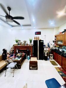 SIÊU PHẨM PHÂN LÔ CẦU GIẤY - GARA Ô TÔ - 2 THOÁNG TRƯỚC SAU - NỘI THẤT TIỀN TỶ.