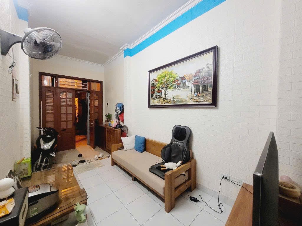 Nhà phố Nguyễn Văn Tuyết – Ngõ nông, rộng – Thông Tây Sơn – 46m2 – 4 tầng – 9.8 tỷ