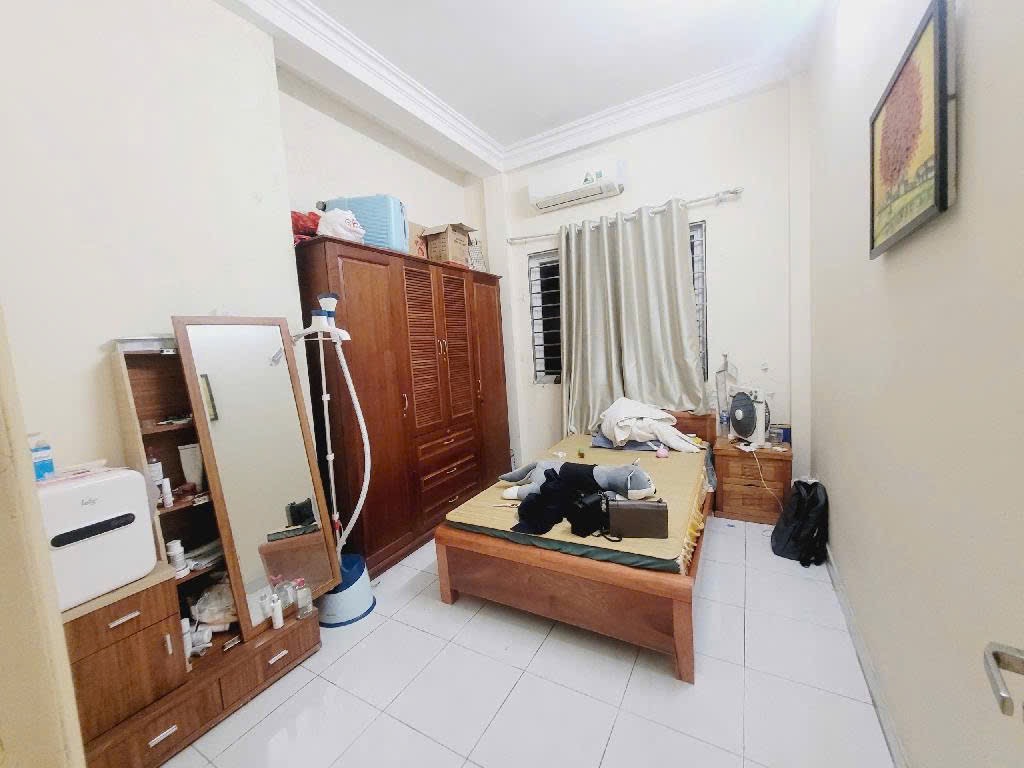 Nhà phố Nguyễn Văn Tuyết – Ngõ nông, rộng – Thông Tây Sơn – 46m2 – 4 tầng – 9.8 tỷ
