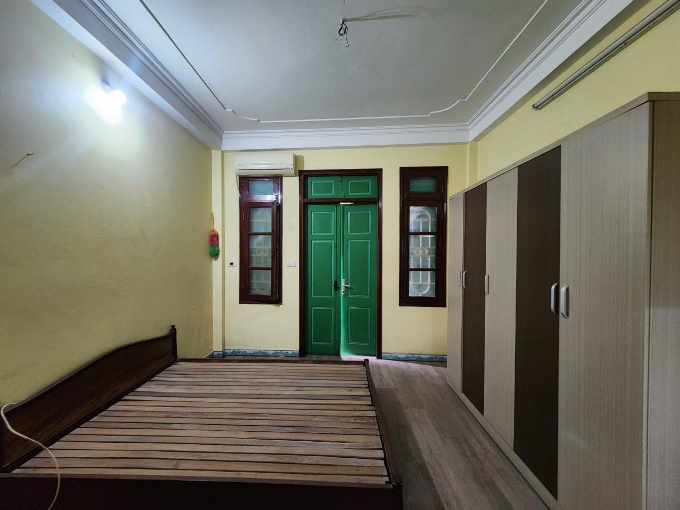 Nhà phố Đại La – Ngõ thông kinh doanh – Ô tô tránh – Nhà đẹp – 30m2 – 5 tầng – 8.9 tỷ