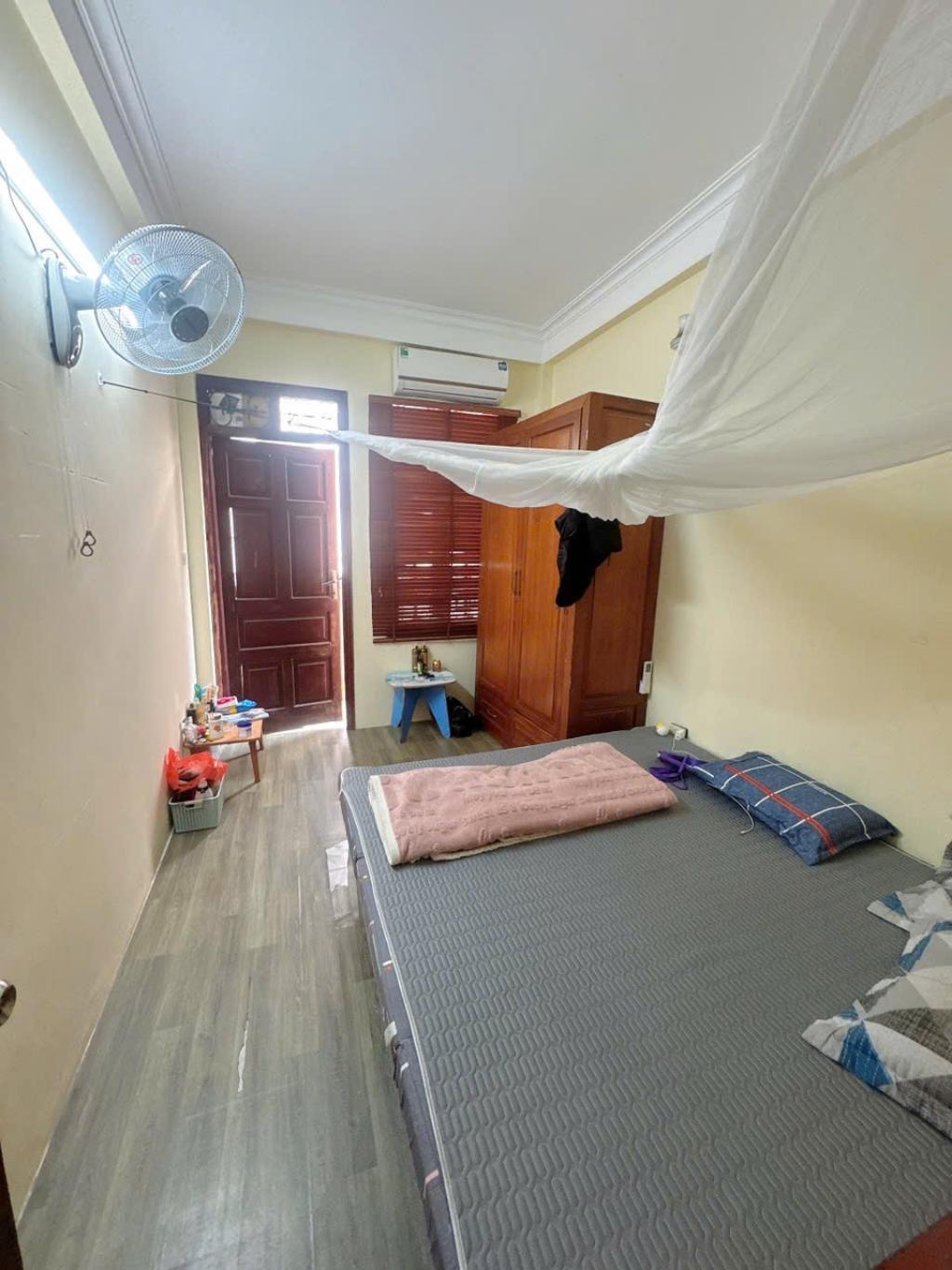 Nhà phố Phương Mai – Mặt ngõ kinh doanh sầm uất – Ô tô tránh – 57m2 – 4 tầng – 13 tỷ