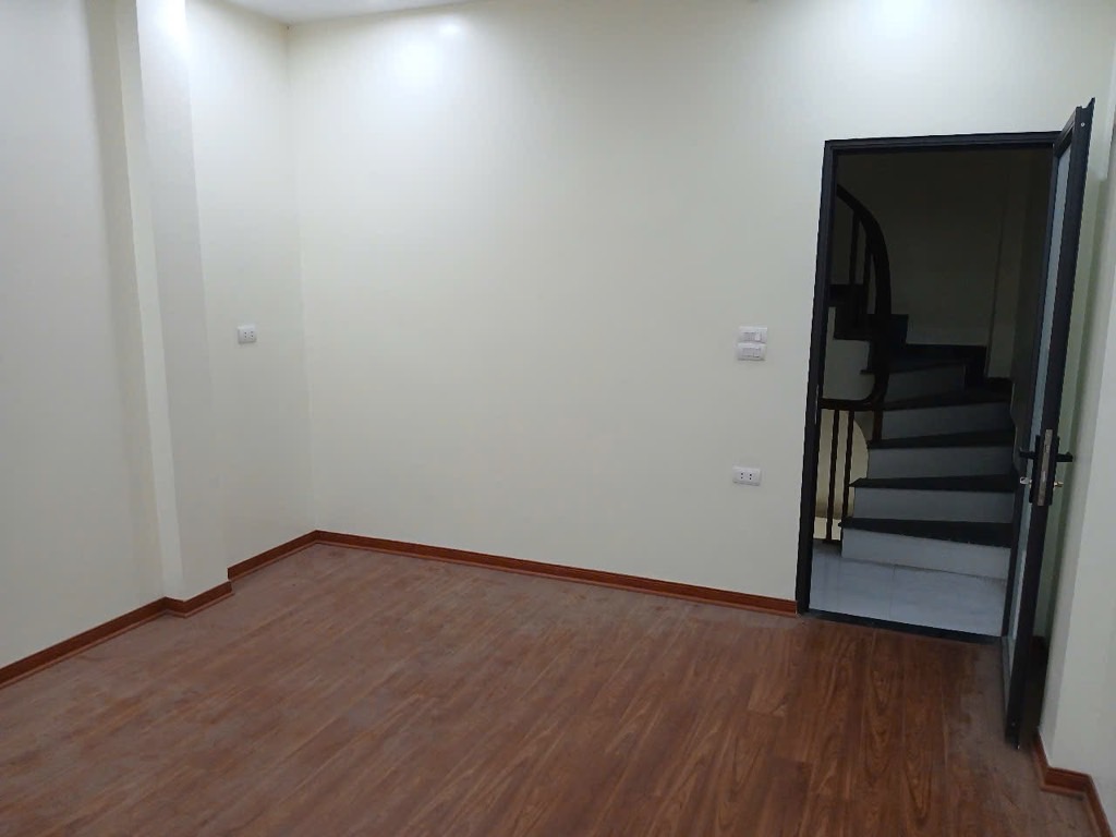 Nhà phố Tôn Đức Thắng – Vị trí đẹp - Ngõ nông – Nhà đẹp – 33m2 – 4 tầng – 6.15 tỷ