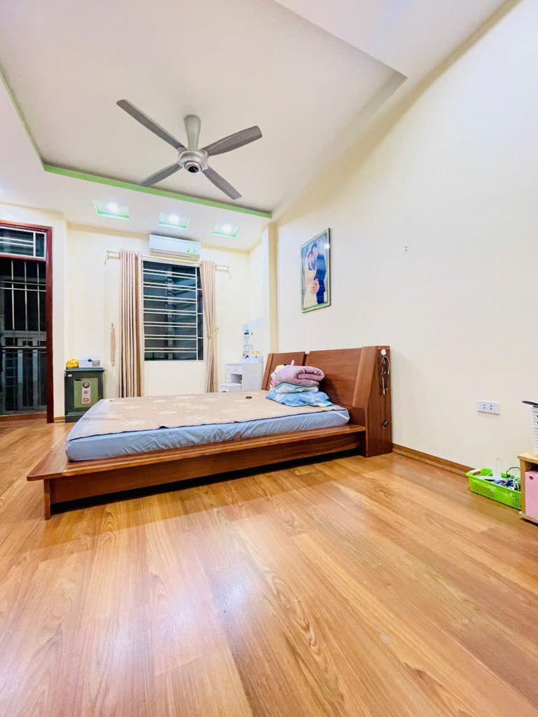 Nhà phố Xã Đàn – Ngõ rộng – Gần hồ - Nhà đẹp – 45m2 – 5 tầng – 9.95 tỷ