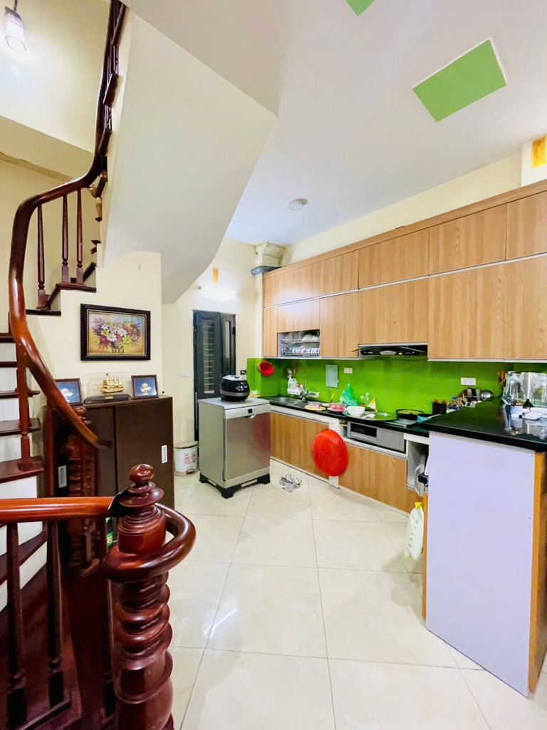 Nhà phố Xã Đàn – Ngõ rộng – Gần hồ - Nhà đẹp – 45m2 – 5 tầng – 9.95 tỷ