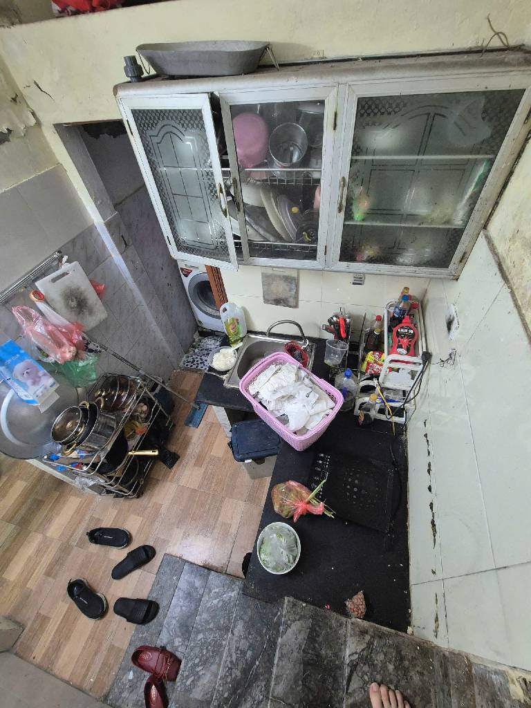 Nhà phố Hoàng Hoa Thám – Ngõ rộng, nông – Đầu tư hợp lí – 29m2 – 4 tầng – 5.8 tỷ