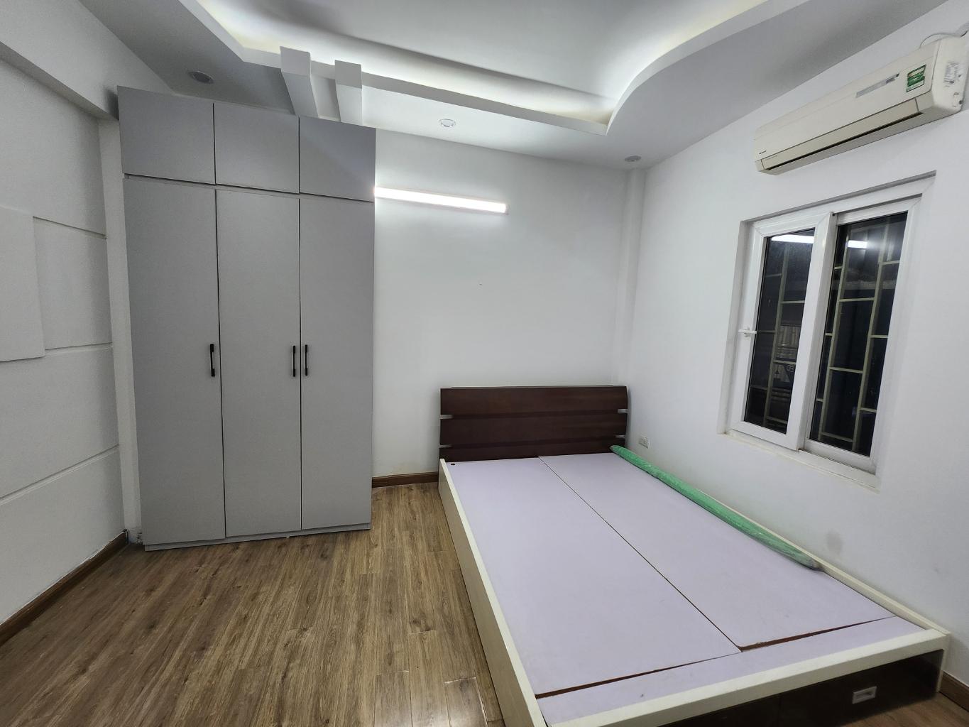 Nhà phố Thái Hà – Ngõ nông, rộng – Nhà đẹp, thoáng mát – 40m2 – 5 tầng – 8.4 tỷ