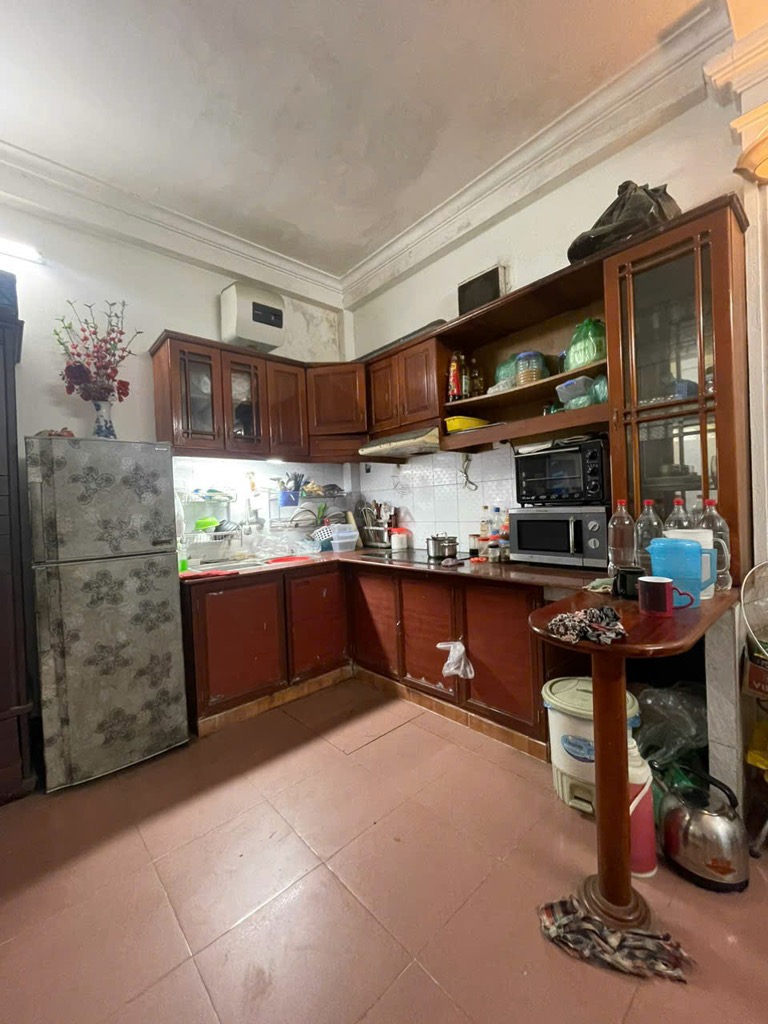 Nhà phố Đội Cấn – Ngõ nông, rộng – Nhà đẹp, thoáng mát – 43m2 – 4 tầng – 8.5 tỷ