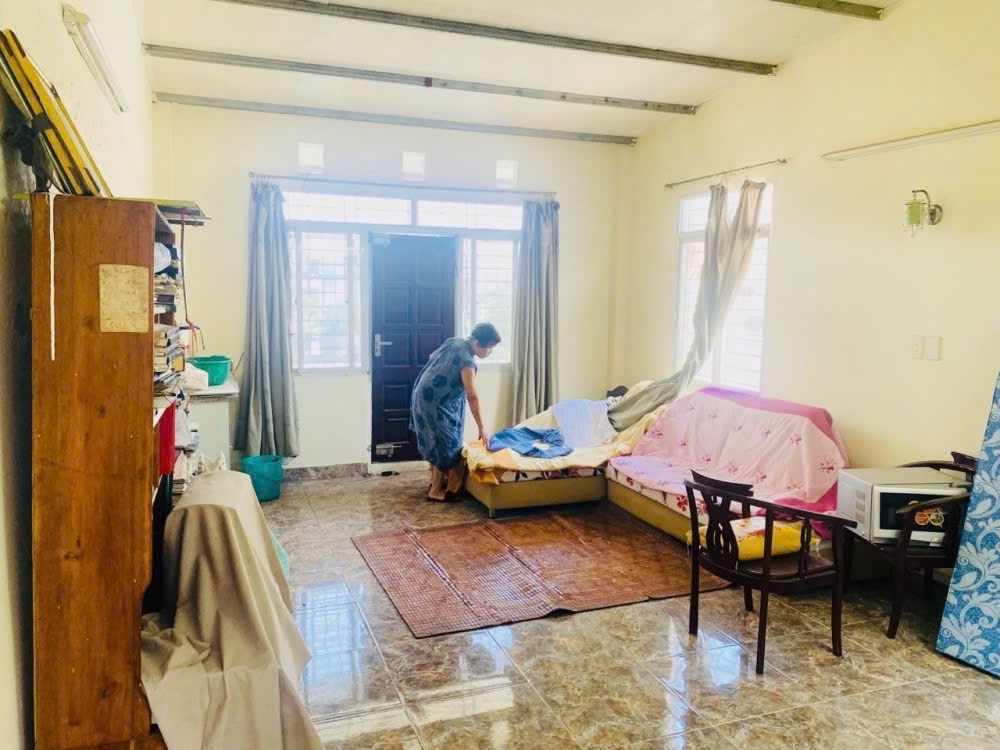 Nhà phố Tây Sơn – Ngõ thông kinh doanh – Ô tô qua – Nhà đẹp – 50m2 – 4 tầng – 15 tỷ