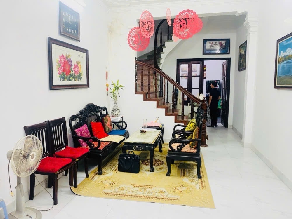 Nhà phố Tây Sơn – Ngõ thông kinh doanh – Ô tô qua – Nhà đẹp – 50m2 – 4 tầng – 15 tỷ