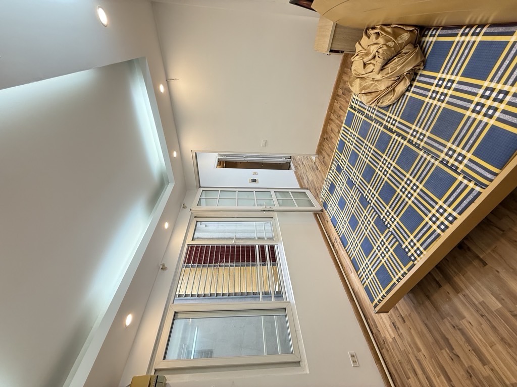 Nhà phố Văn Cao – Ngõ nông – Sân rộng – 2 thoáng – Nhà đẹp – 60m2 – 5 tầng – 13.8 tỷ