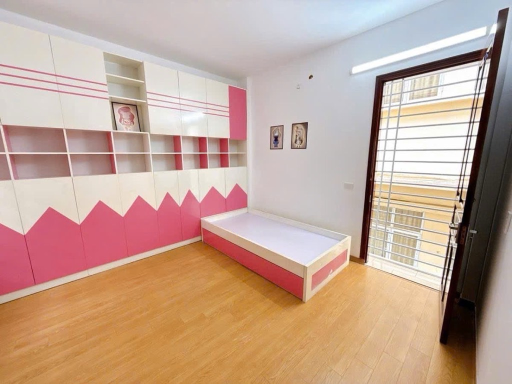 Nhà phố Thịnh Quang – Ngõ nông – 2 thoáng – Nhà xây đẹp – 33m2 – 5 tầng – 7.75 tỷ