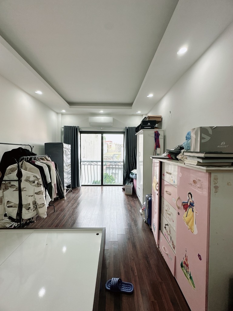 Nhà phố Hoàng Hoa Thám – Ngõ rộng – Lô góc thoáng sáng – Nhà đẹp – 33m2 – 5 tầng – 7.95 tỷ