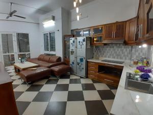 Nhà phố Tây Sơn – Ngõ rộng – Gần ô tô – 3 thoáng – Nhà đẹp – 40m2 – 4 tầng – 7.1 tỷ
