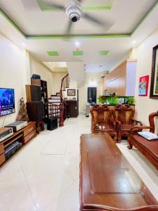 Nhà phố Xã Đàn – Ngõ rộng – Gần hồ - Nhà đẹp – 45m2 – 5 tầng – 9.95 tỷ