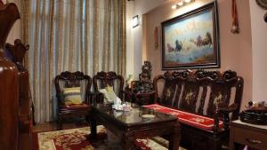 Nhà phố Đào Tấn – Ngõ nông – Nhà dân xây đẹp – Full nội thất – 35m2 – 5 tầng – 7.9 tỉ