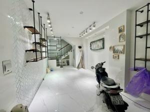 Nhà phố Xã Đàn – Ngõ thông kinh doanh – 6 tầng xây đẹp – 32m2 – 8.3 tỷ